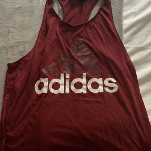 Woman’s adidas tank lot